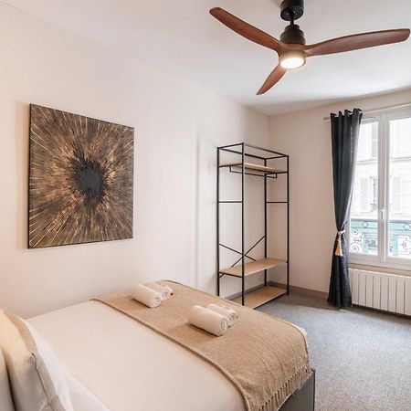 Family Apartment In Paris Exteriör bild